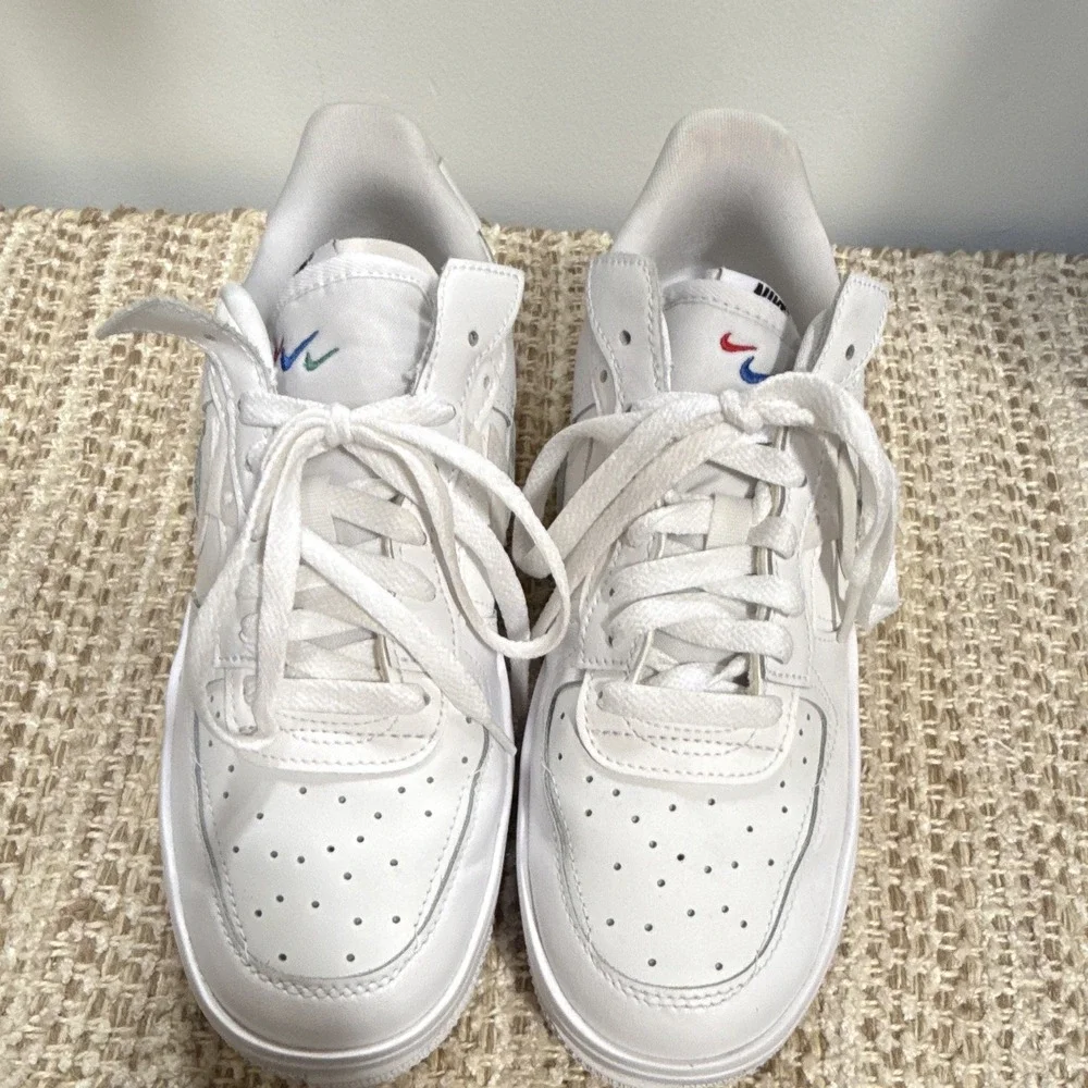 Nike Air Force 1 Fontanka Women's Low Top Leather Lace-Up Sneakers US 9.5